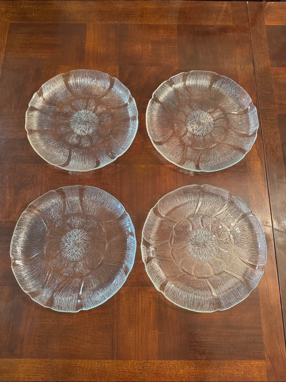 10.5” Arcoroc Fleur Dinner Plates Dishes Platters  Made in France